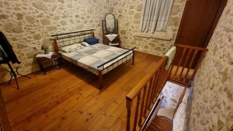 Agios Myronas Kreta, Agios Myronas: Einfamilienhaus aus Stein zu verkaufen Haus kaufen